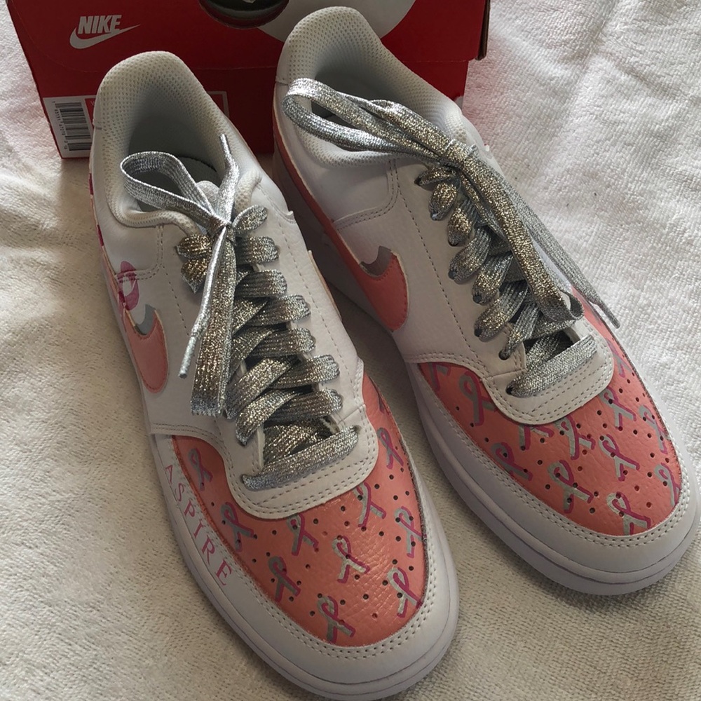 Nike Women’s Court Vision Low Painted pink Size 8 Rare